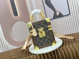 Picture of LV Lady Handbags _SKUfw144255417fw